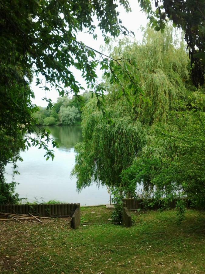 Les Seringats Poissy Zewnętrze zdjęcie